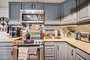 33 W Missouri Ave, Phoenix, AZ 85013 - Photo 23