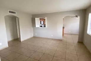 925 S Longmore St, Mesa, AZ 85202 - Photo 1
