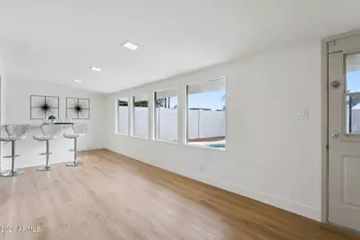 7827 E Moreland Street, Scottsdale, AZ 85257 - Photo 9