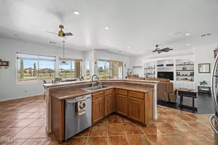364 W Stirrup Ln, San Tan Valley, AZ 85143 - Photo 17