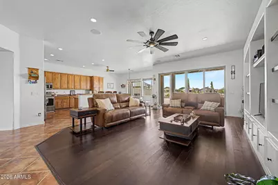 364 W Stirrup Lane, San Tan Valley, AZ 85143 - Photo 11
