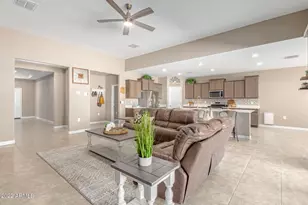 30916 W Verde Ln, Buckeye, AZ 85396 - Photo 11