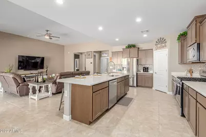 30916 W Verde Lane, Buckeye, AZ 85396 - Photo 7