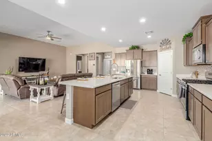 30916 W Verde Ln, Buckeye, AZ 85396 - Photo 7