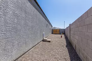 30916 W Verde Ln, Buckeye, AZ 85396 - Photo 29