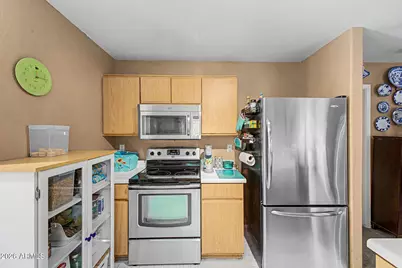 2029 W 18th Avenue, Apache Junction, AZ 85120 - Photo 5