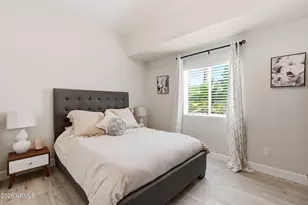 5815 E Campo Bello Dr, Scottsdale, AZ 85254 - Photo 23