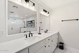 5815 E Campo Bello Dr, Scottsdale, AZ 85254 - Photo 17