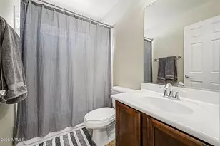 3306 E Meadowview Dr, Gilbert, AZ 85298 - Photo 23