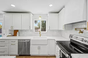 2425 E Inverness Ave, Mesa, AZ 85204 - Photo 3