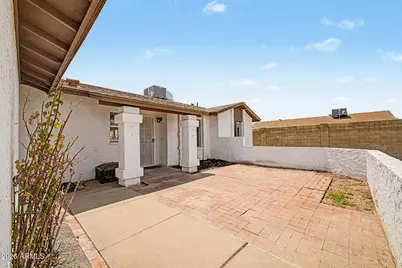 4035 W Surrey Avenue, Phoenix, AZ 85029 - Photo 3