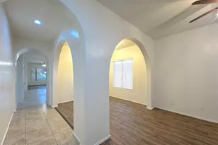 3013 W Glenhaven Dr, Phoenix, AZ 85045 - Photo 3