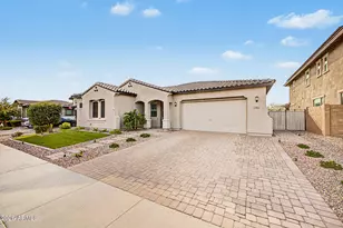 27912 N 93rd Ln, Peoria, AZ 85383 - Photo 11