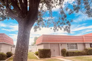 8229 E Vista Dr, Scottsdale, AZ 85250 - Photo 19