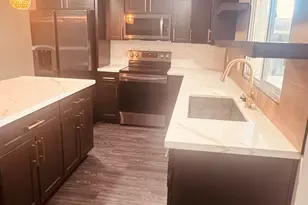 8229 E Vista Dr, Scottsdale, AZ 85250 - Photo 3