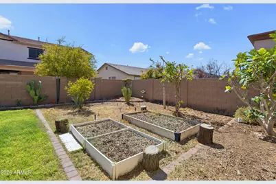15655 W Montecito Avenue, Goodyear, AZ 85395 - Photo 67