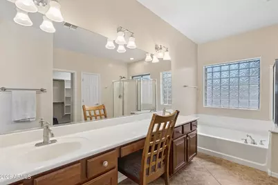 15655 W Montecito Avenue, Goodyear, AZ 85395 - Photo 47
