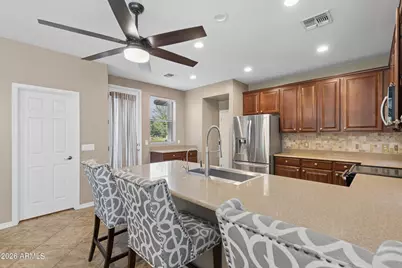 15655 W Montecito Avenue, Goodyear, AZ 85395 - Photo 19