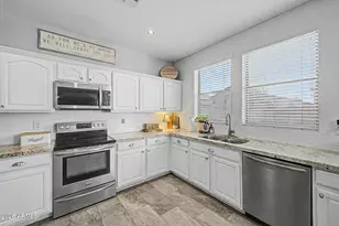 12121 W Planada Ln, Sun City, AZ 85373 - Photo 21