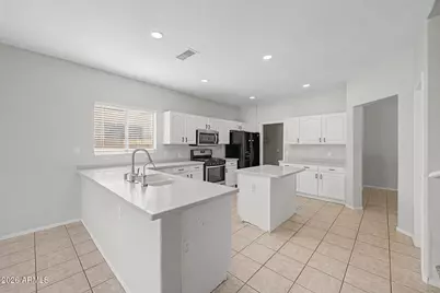 5267 W Angela Drive, Glendale, AZ 85308 - Photo 17