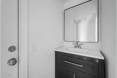 1707 W Wayland Drive, Phoenix, AZ 85041 - Photo 27