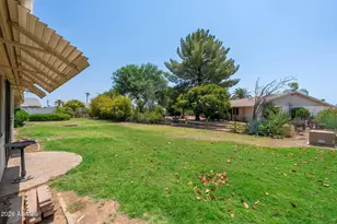 10715 W Clair Dr, Sun City, AZ 85351 - Photo 35