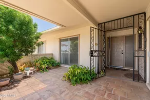 10715 W Clair Dr, Sun City, AZ 85351 - Photo 5