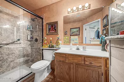 1017 E Maryland Avenue #103, Phoenix, AZ 85014 - Photo 13
