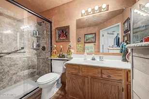 1017 E Maryland Ave, Phoenix, AZ 85014 - Photo 13