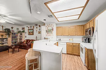 1017 E Maryland Avenue #103, Phoenix, AZ 85014 - Photo 9