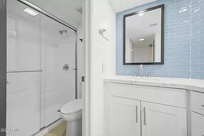 7557 N Dreamy Draw Drive #223, Phoenix, AZ 85020 - Photo 19