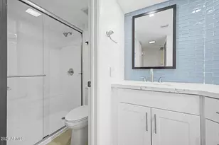 7557 N Dreamy Draw Dr, Phoenix, AZ 85020 - Photo 19