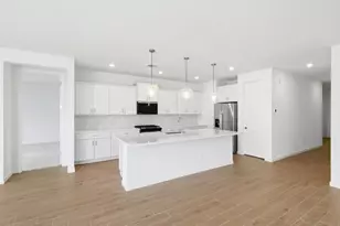 17773 W Illini St, Goodyear, AZ 85338 - Photo 5