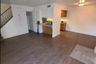 5233 N 42nd Dr, Phoenix, AZ 85019 - Photo 1