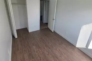 5233 N 42nd Dr, Phoenix, AZ 85019 - Photo 3