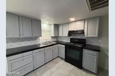 6319 W Maryland Avenue #5, Glendale, AZ 85301 - Photo 5
