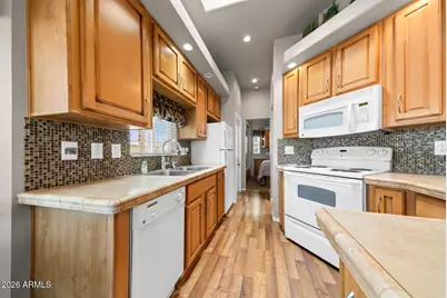 17200 W Bell Road #1519, Surprise, AZ 85374 - Photo 9