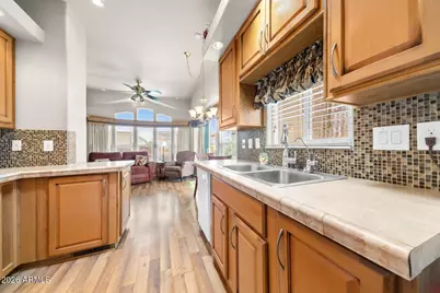 17200 W Bell Road #1519, Surprise, AZ 85374 - Photo 11