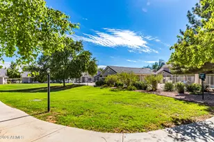 860 N McQueen Rd, Chandler, AZ 85225 - Photo 21