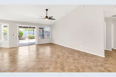 1113 E Betsy Lane, Gilbert, AZ 85296 - Photo 11