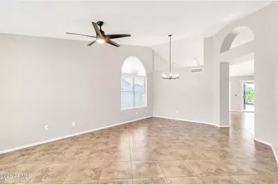 1113 E Betsy Lane, Gilbert, AZ 85296 - Photo 7