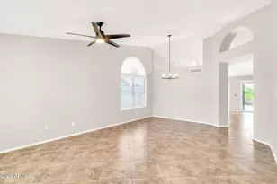 1113 E Betsy Ln, Gilbert, AZ 85296 - Photo 7