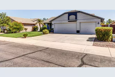 1113 E Betsy Lane, Gilbert, AZ 85296 - Photo 3