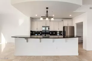 945 E Playa Del Norte Dr, Tempe, AZ 85288 - Photo 5