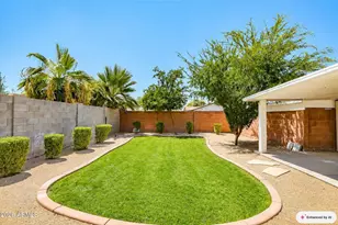 3431 W Country Gables Dr, Phoenix, AZ 85053 - Photo 3