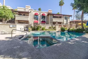 7557 N Dreamy Draw Dr, Phoenix, AZ 85020 - Photo 23