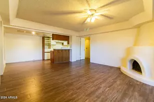 7557 N Dreamy Draw Dr, Phoenix, AZ 85020 - Photo 3