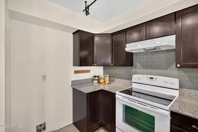 411 W Greentree Drive, Chandler, AZ 85225 - Photo 9