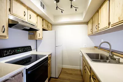 8808 N 8th Street #203, Phoenix, AZ 85020 - Photo 21
