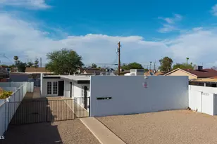 2134 W Heatherbrae Dr, Phoenix, AZ 85015 - Photo 1